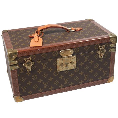 vintage louis vuitton makeup case